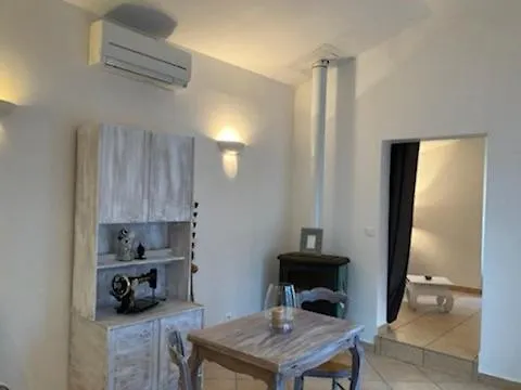 度假居 Encore Un Soir