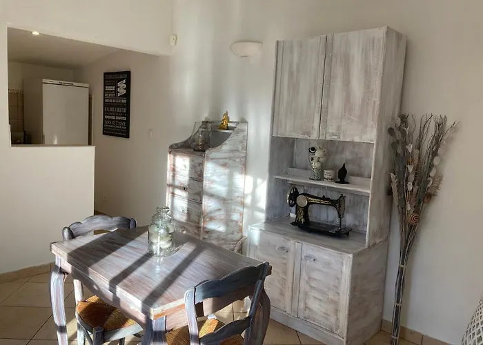 Holiday home Encore Un Soir Hyeres